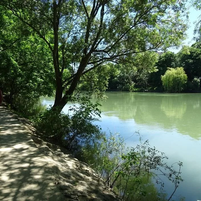 Longer la Marne à pied